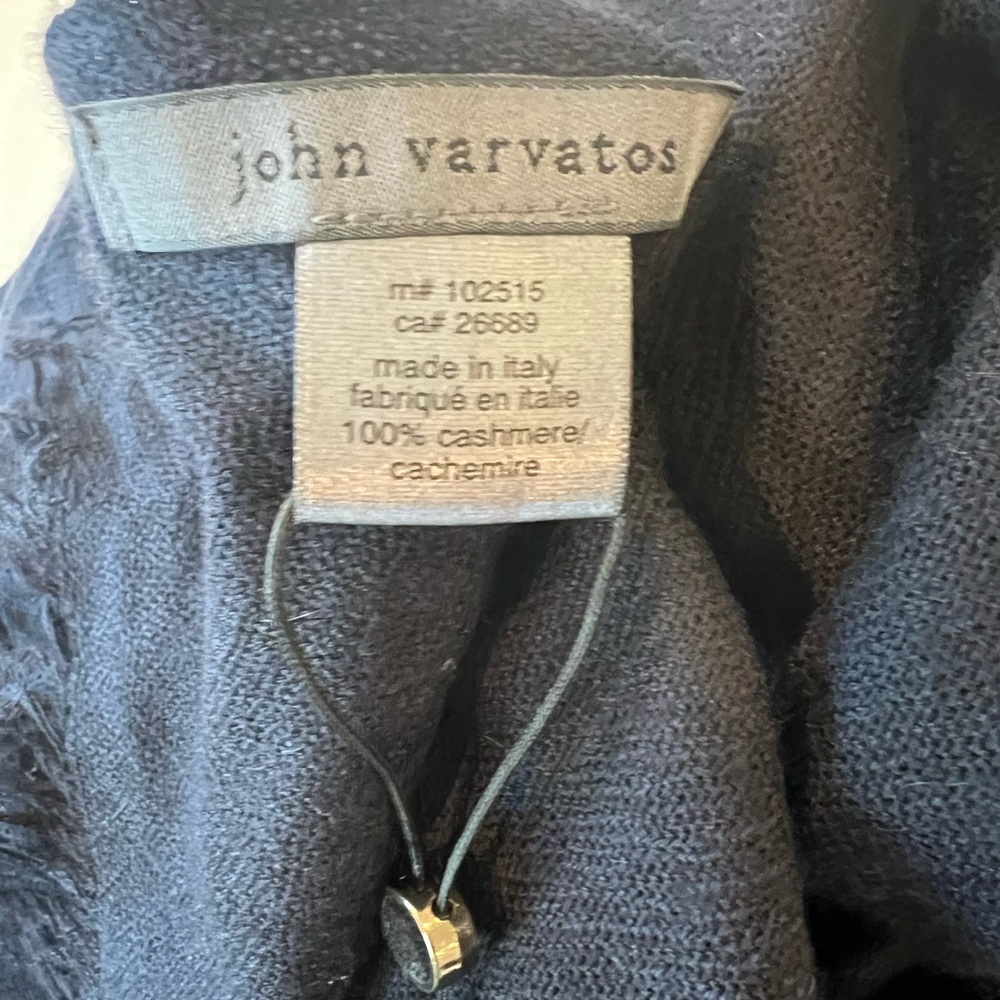 John Varvatos Navy 100% Cashmere Scarf - Picture 3 of 6
